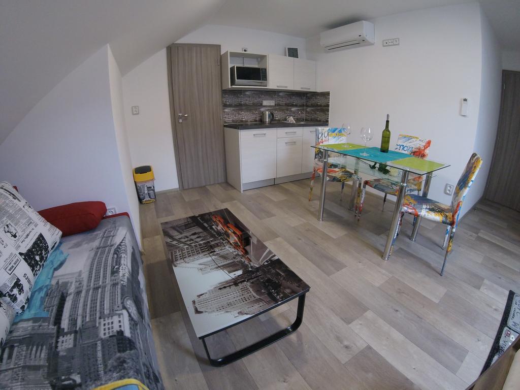 Penzion U Hada Velké Pavlovice Exterior foto